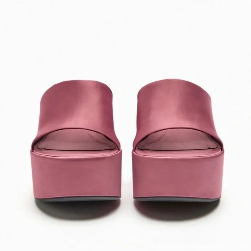 BARBIE X ZARA LIMITED EDITION FABRIC PLATFORM SLIDES